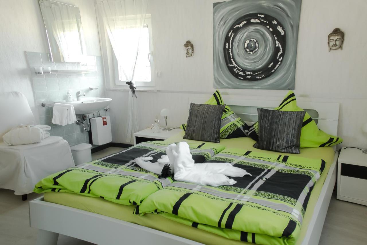 Gaestehaus Edith, 4-Sterne, 2-4 Personen Trittenheim Buitenkant foto