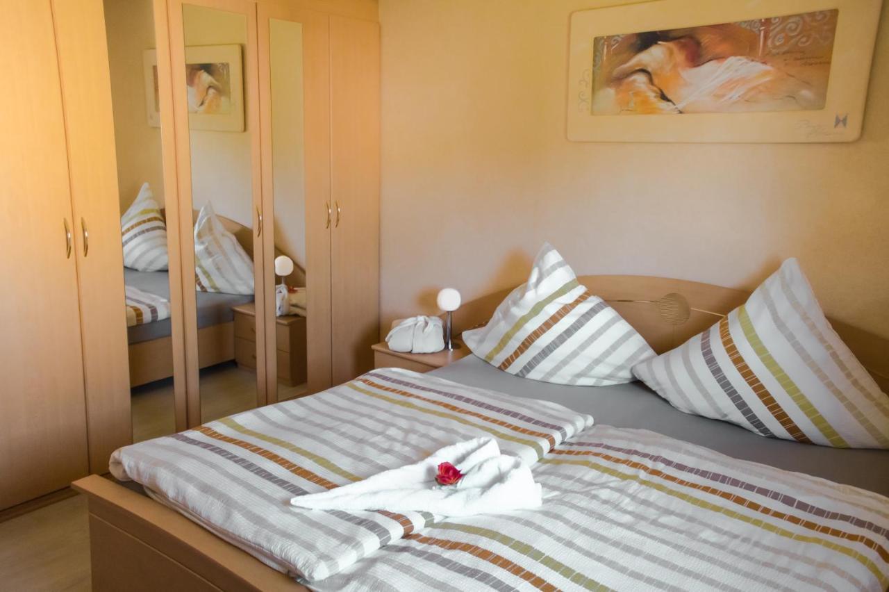 Gaestehaus Edith, 4-Sterne, 2-4 Personen Trittenheim Buitenkant foto